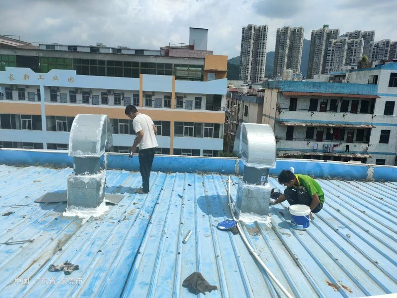 费县钢结构屋面涂料维修方法